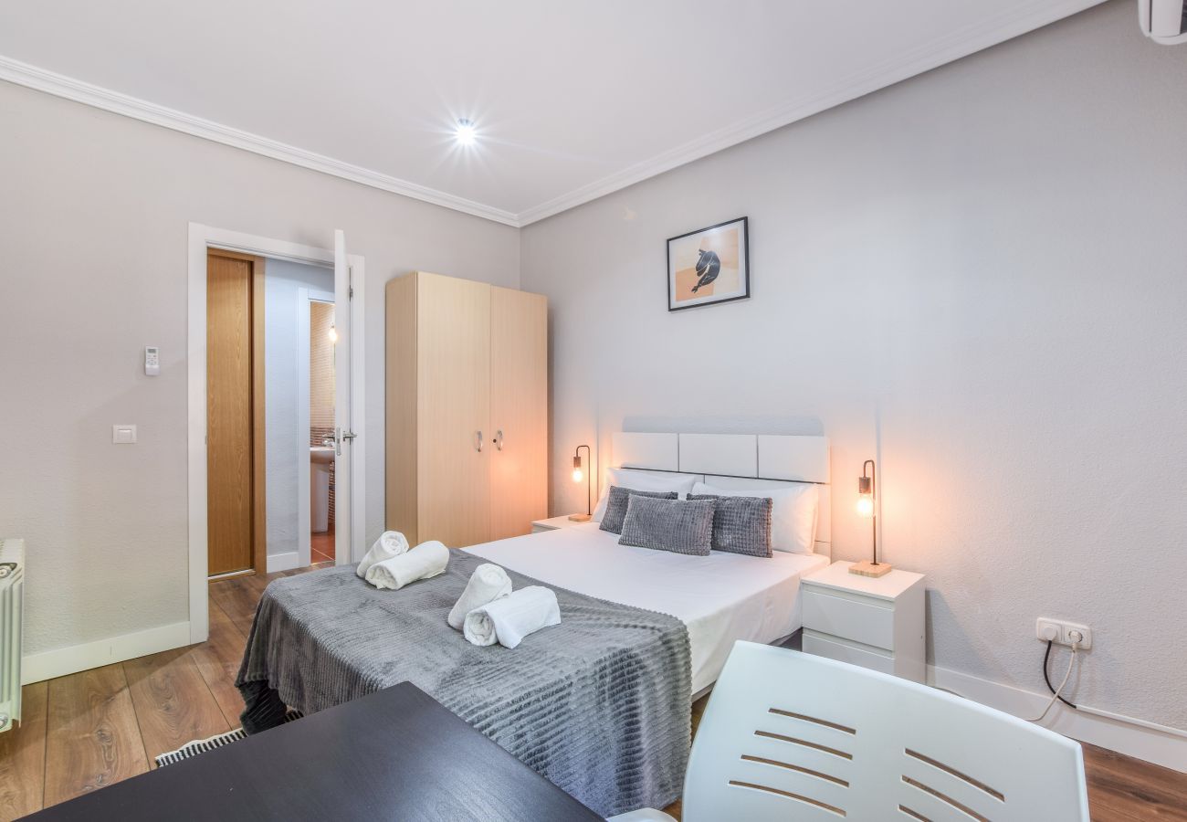 Apartment Center Madrid — Everything at your fingertips