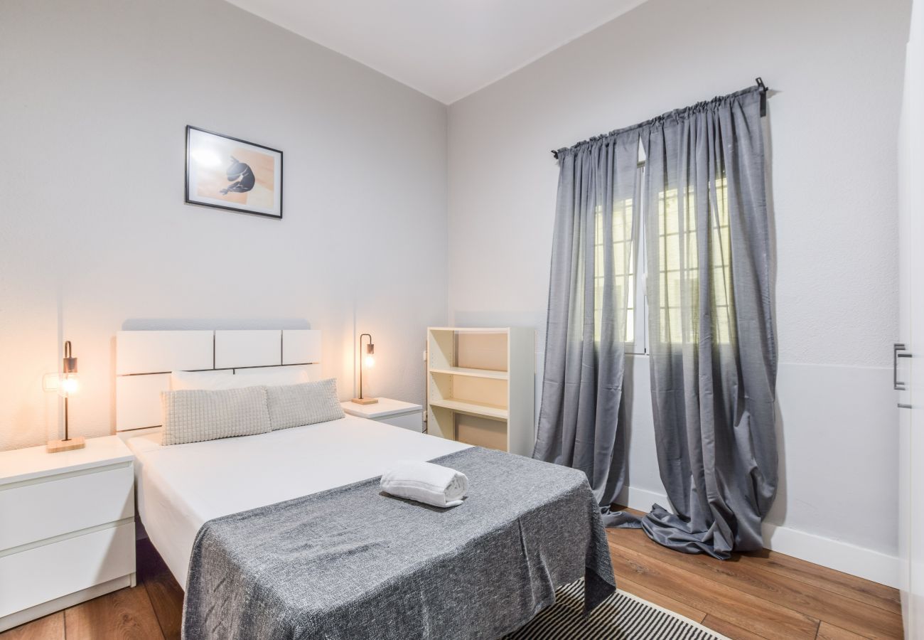 Apartment Center Madrid — Everything at your fingertips