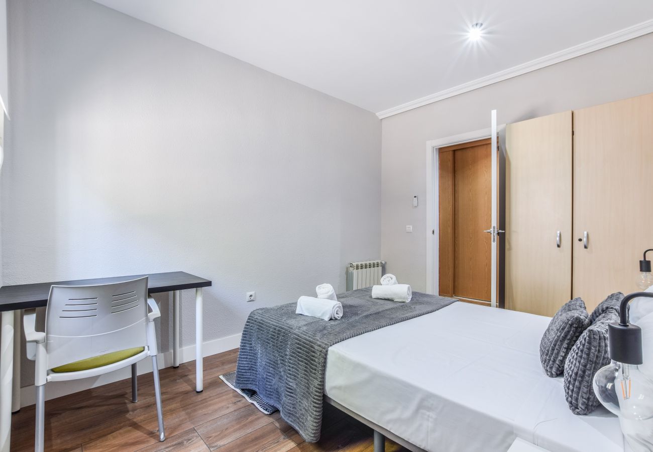 Apartment Center Madrid — Everything at your fingertips