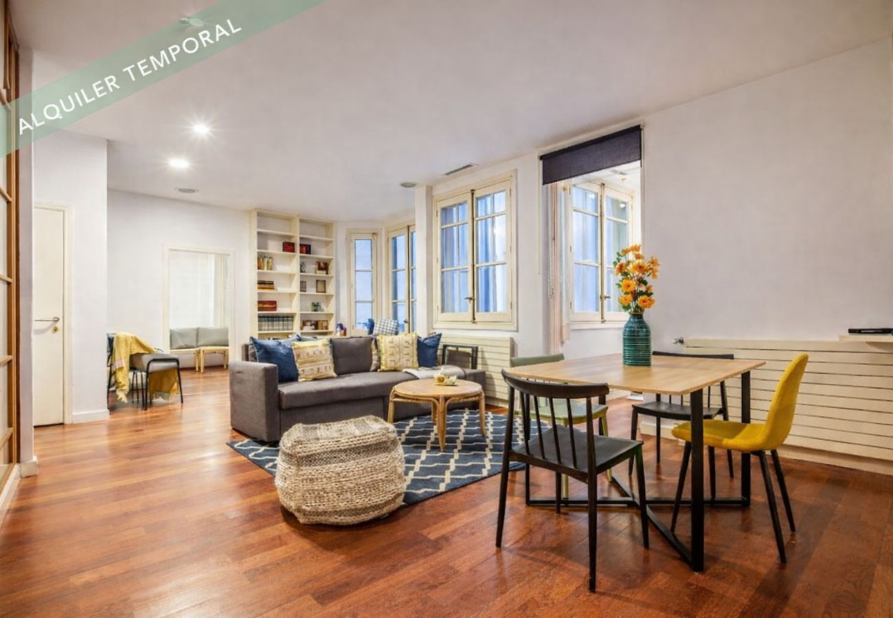 Apartamento Fuencarral V — Gran Vía, elegante y amplio
