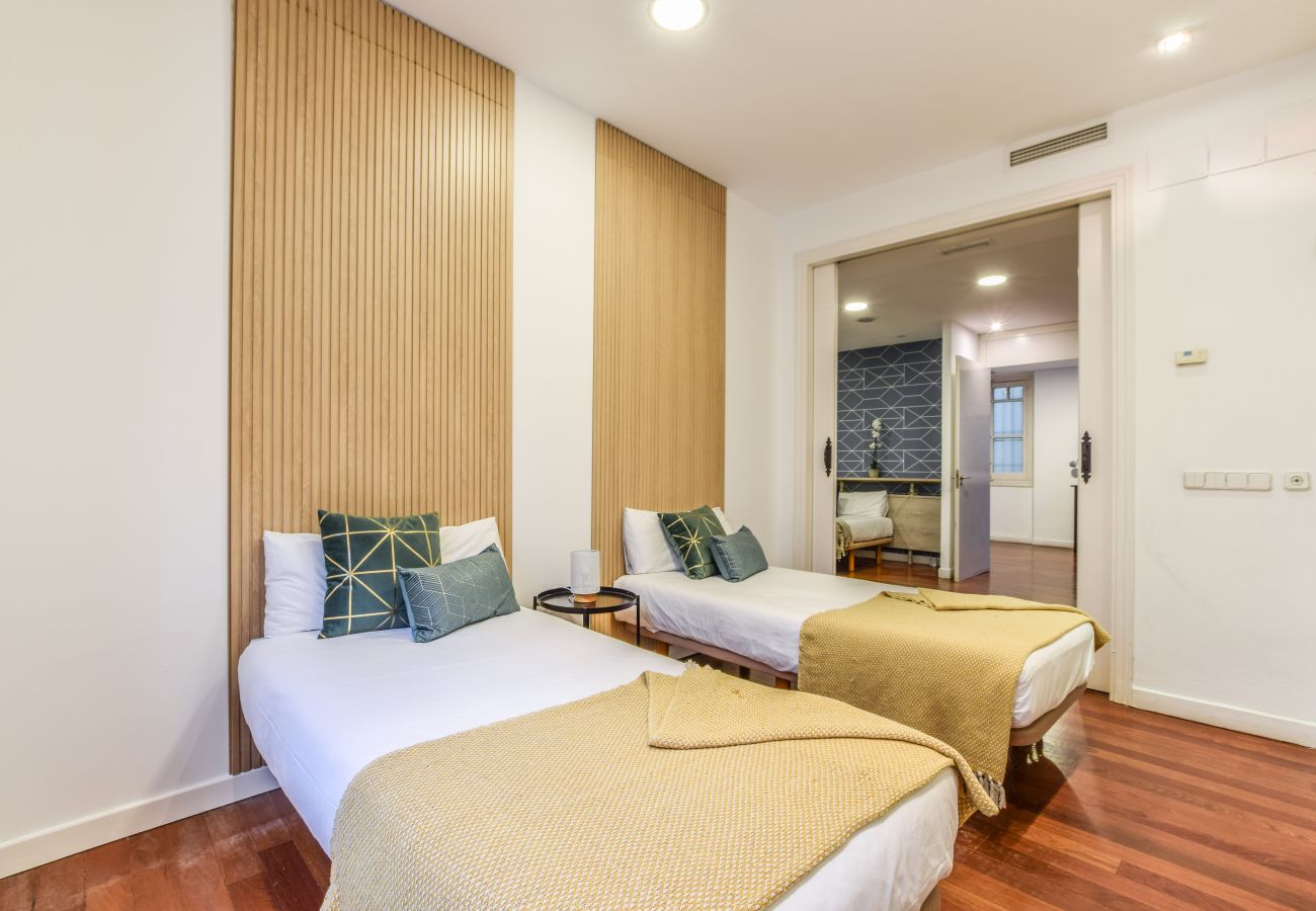 Apartment Fuencarral V — Gran Vía, elegant and spacious