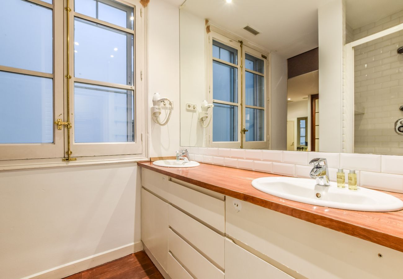 Apartment Fuencarral V — Gran Vía, elegant and spacious