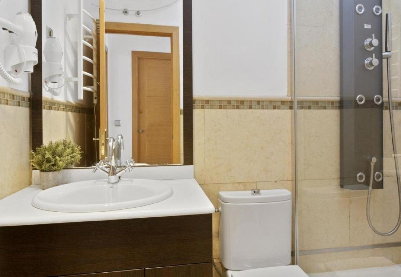 Apartment Gran Vía II — 3 rooms in the center