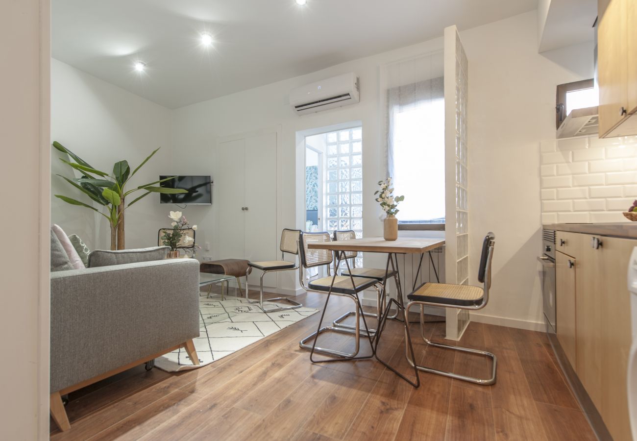 Apartment Gran Vía VI — Central and cozy