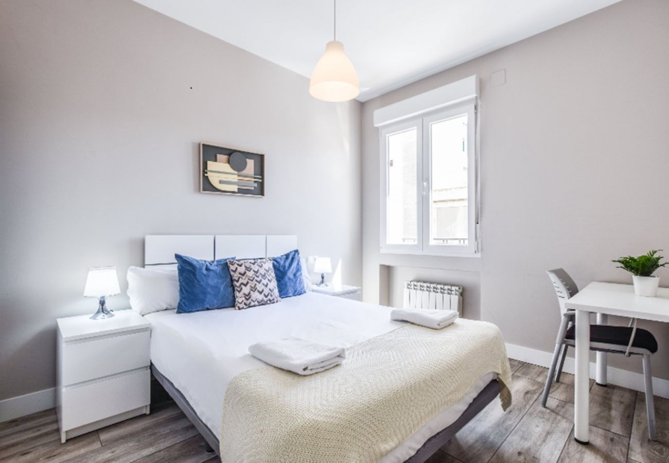 Apartment next to Retiro — Perfect location
