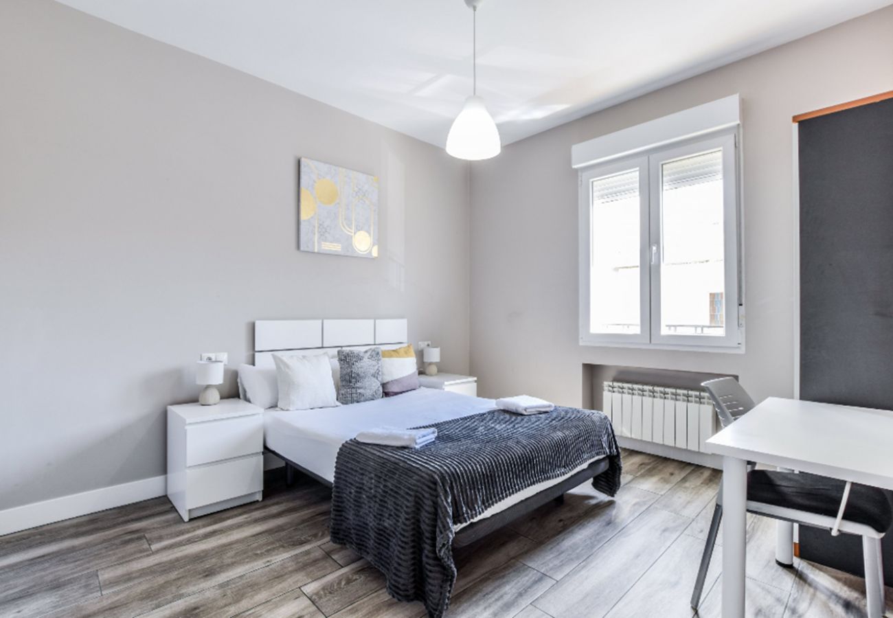 Apartment next to Retiro — Perfect location