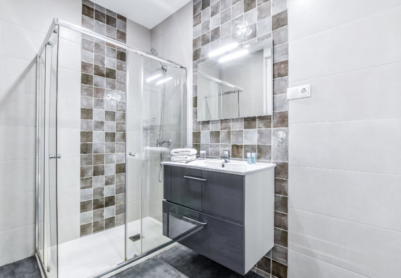 Apartment next to Retiro — Perfect location