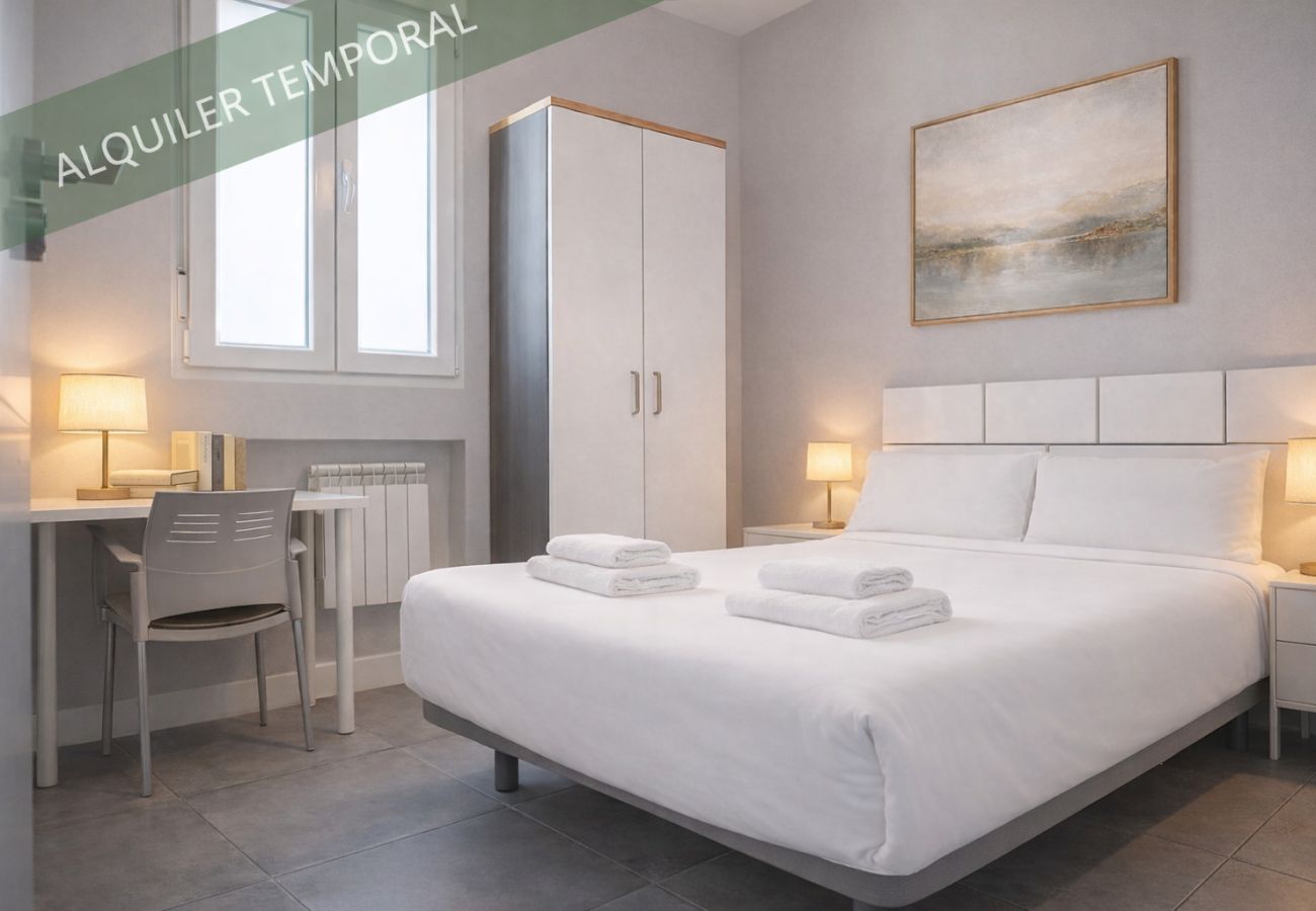 Apartamento Retiro VI — Espacioso hogar en Madrid