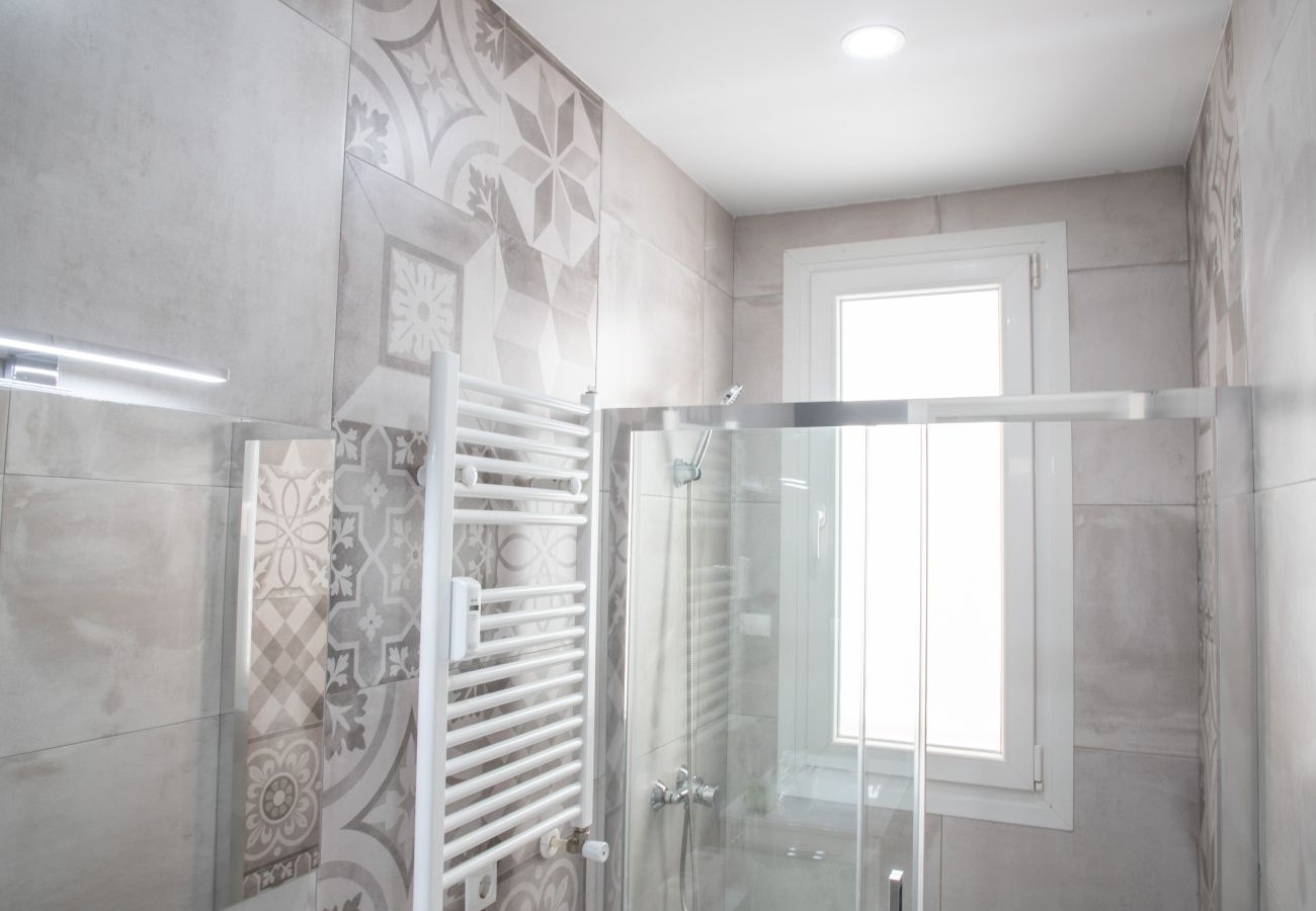 Retiro VI Apartment — Spacious home in Madrid