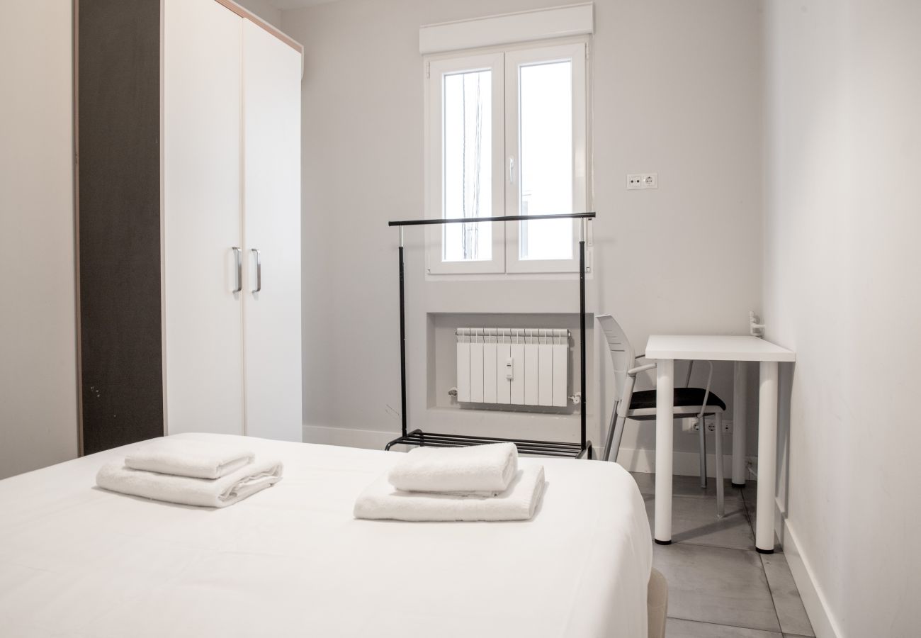 Retiro VI Apartment — Spacious home in Madrid