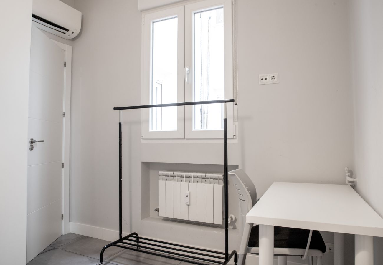 Retiro VI Apartment — Spacious home in Madrid