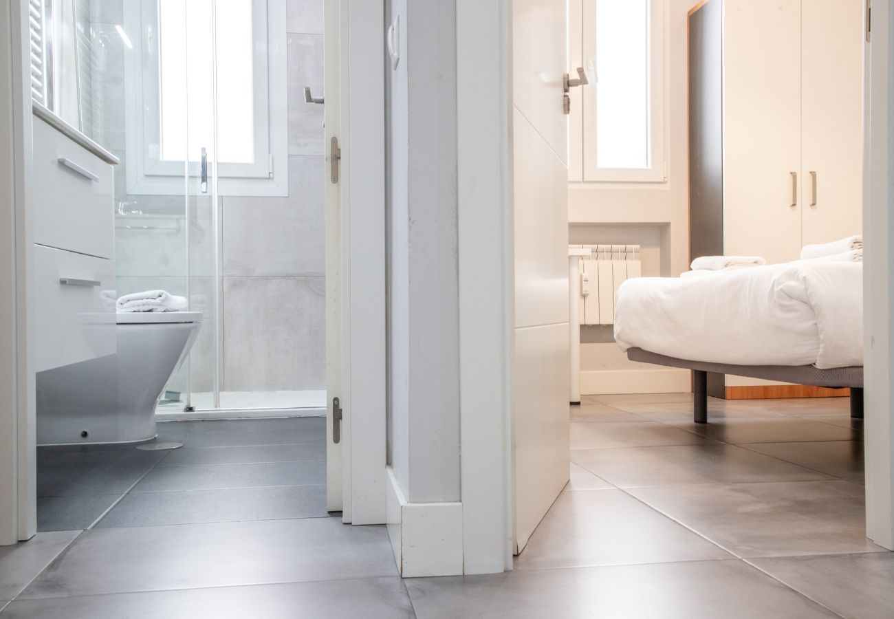 Retiro VI Apartment — Spacious home in Madrid