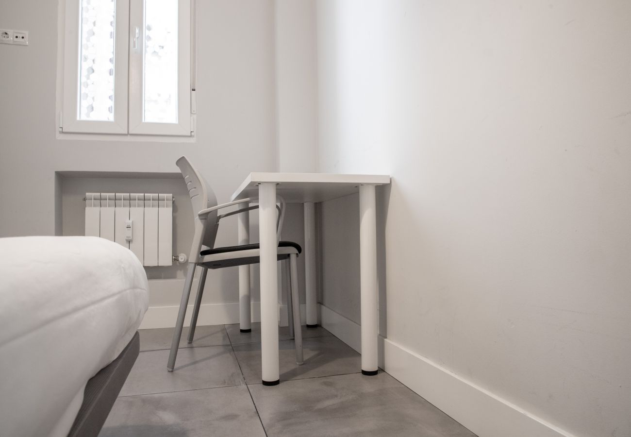 Retiro VI Apartment — Spacious home in Madrid