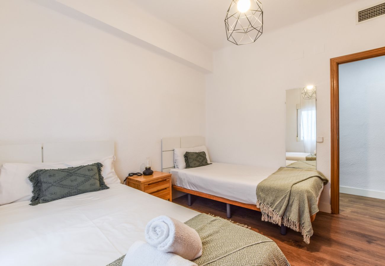 Retiro VIII Apartment — Elegant and spacious