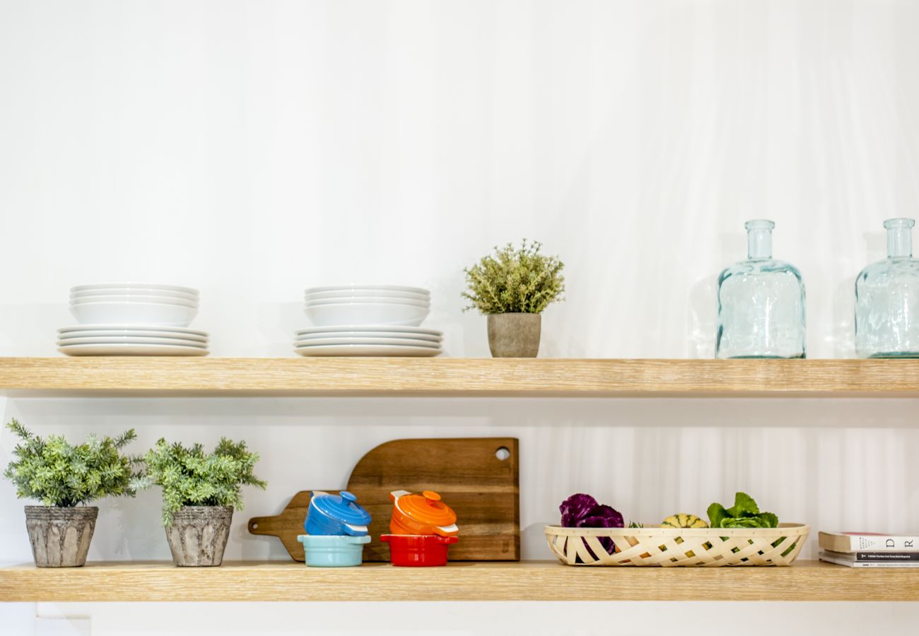Sol VI Apartment — Steps from Puerta del Sol