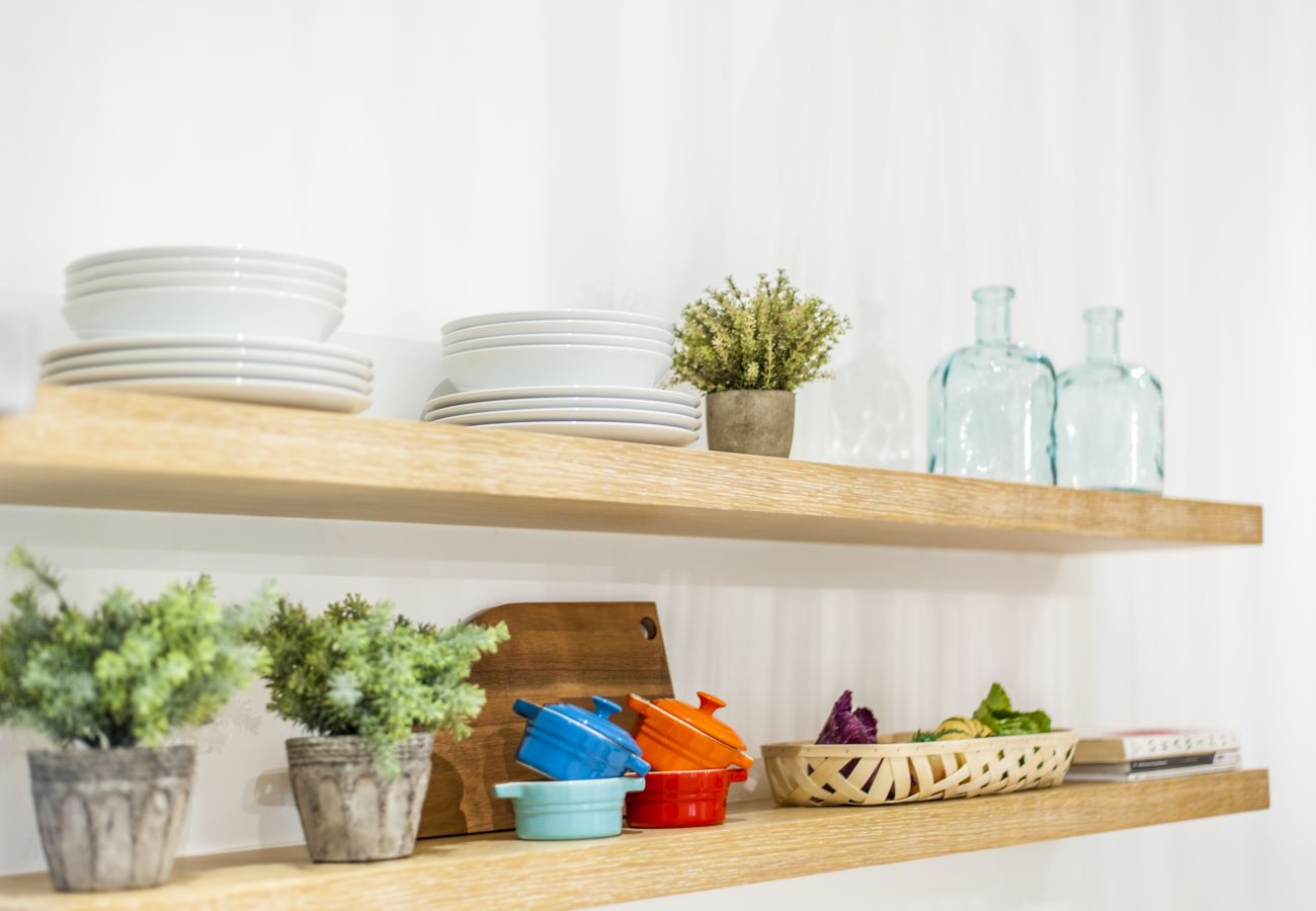 Sol VI Apartment — Steps from Puerta del Sol