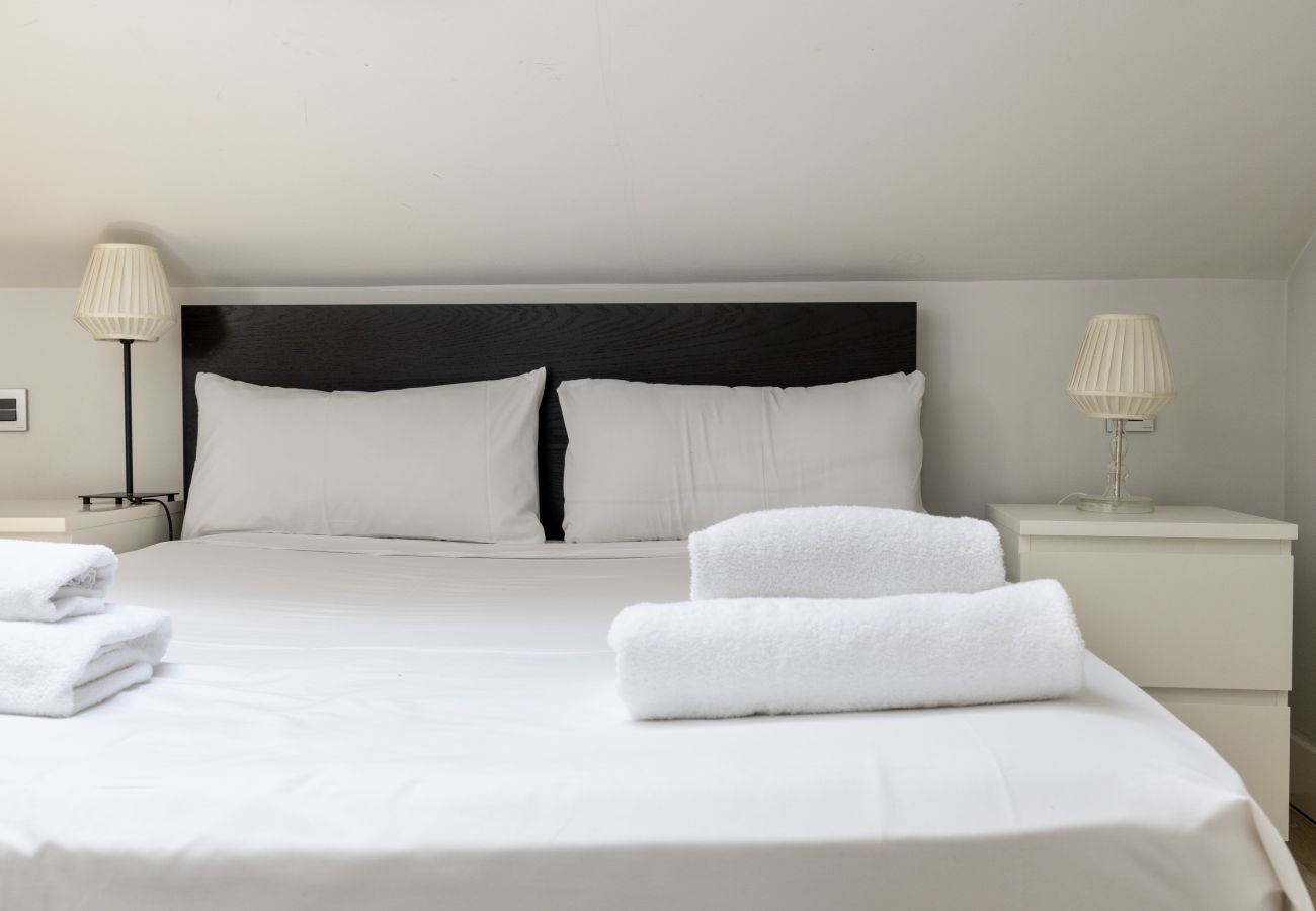 Penthouse in the center of Madrid - Ideal for couples