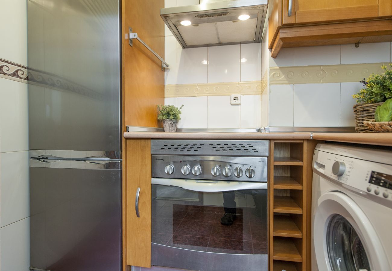 Guernica II-Modern apartment near Atocha station