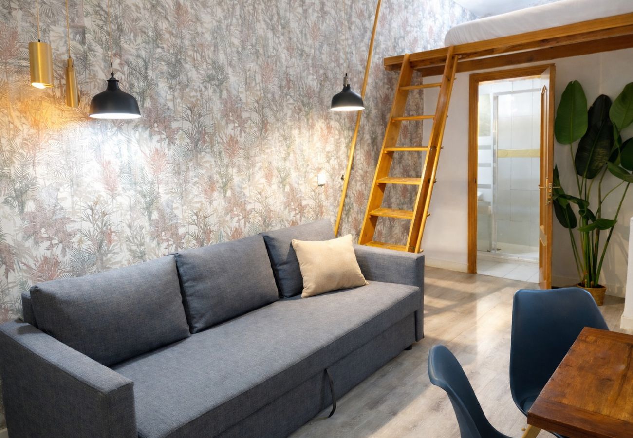 Guernica II-Modern apartment near Atocha station